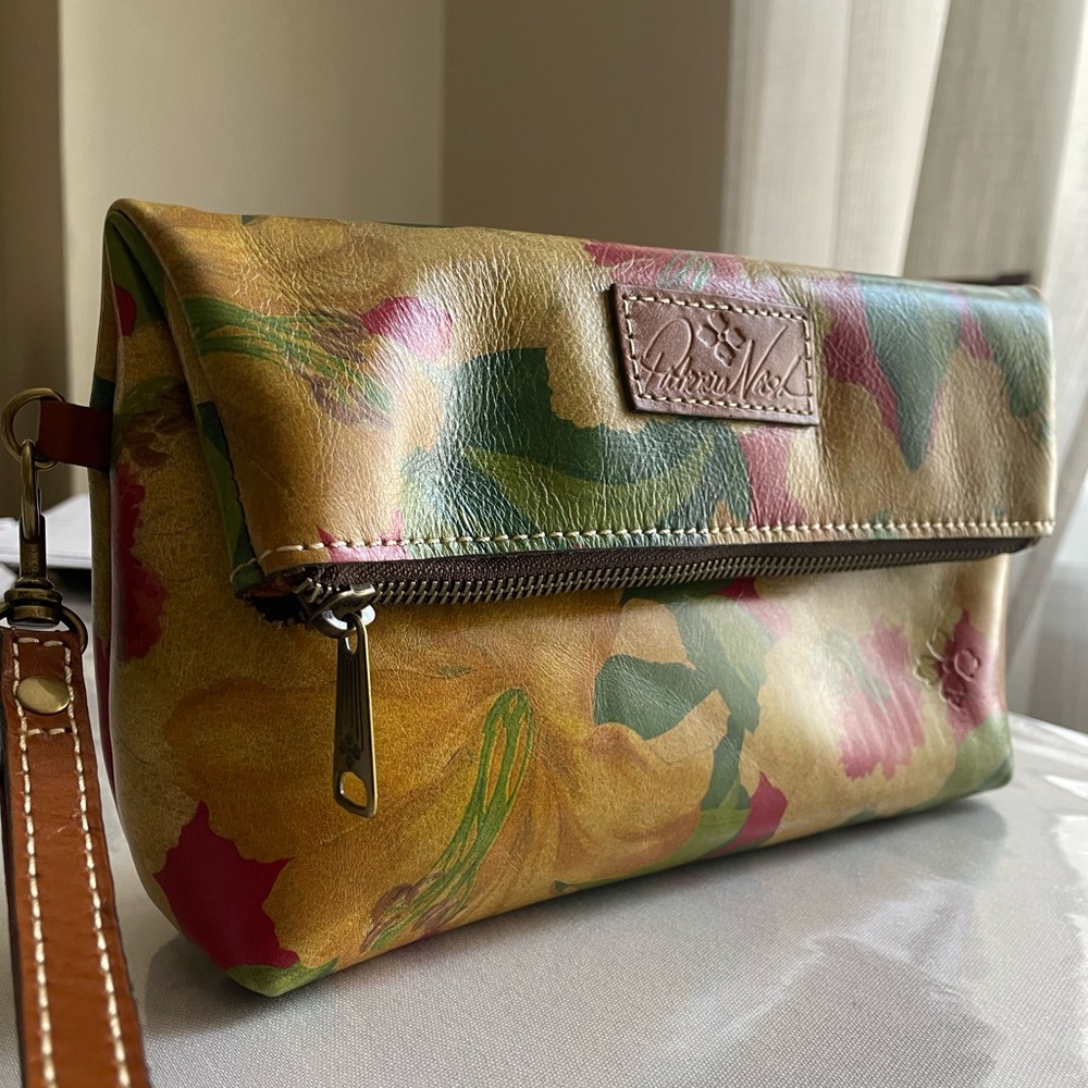 COPY - Patricia Nash Fold Over Wristlet Clutch